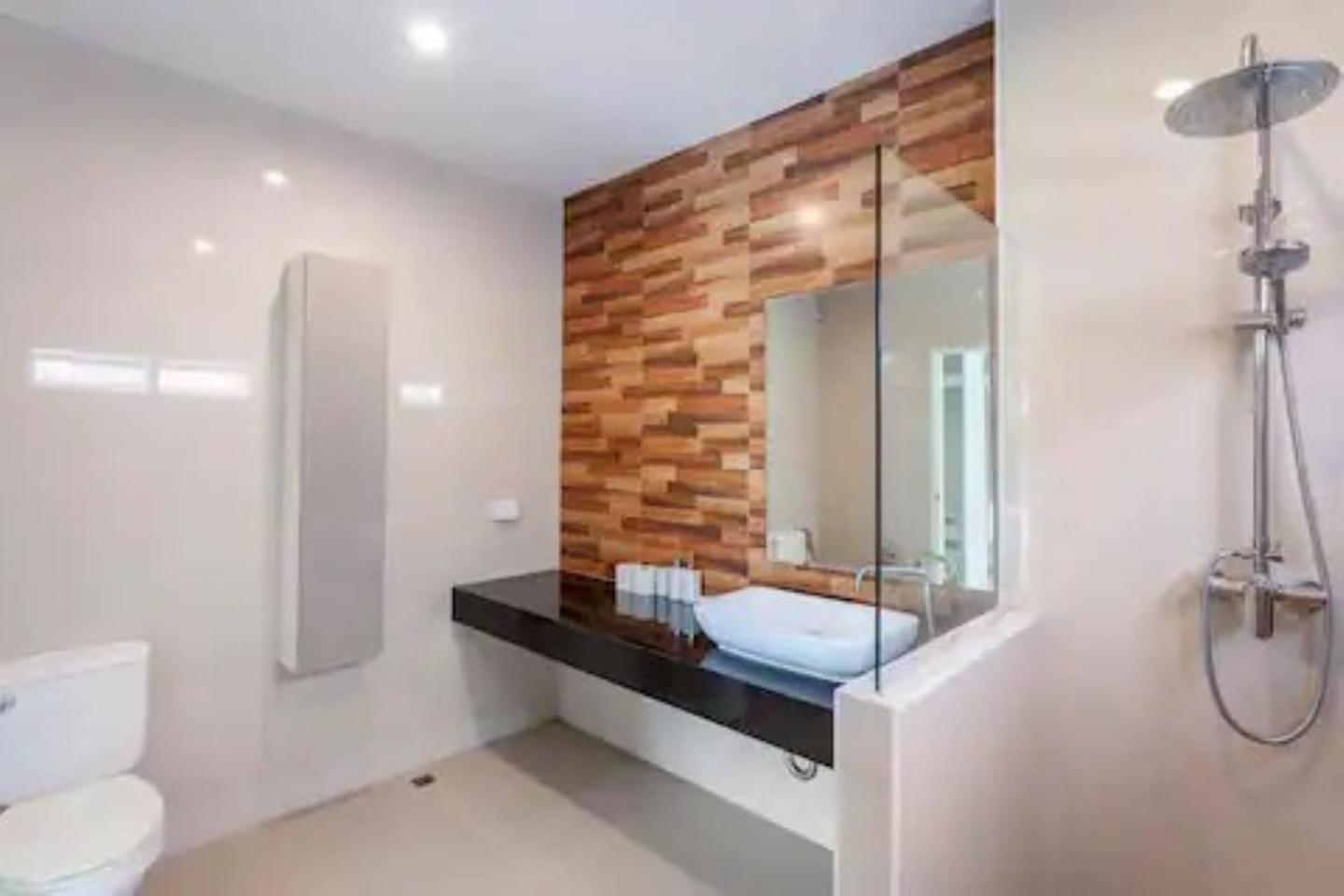Luxury 3 Bed Pool Villa *