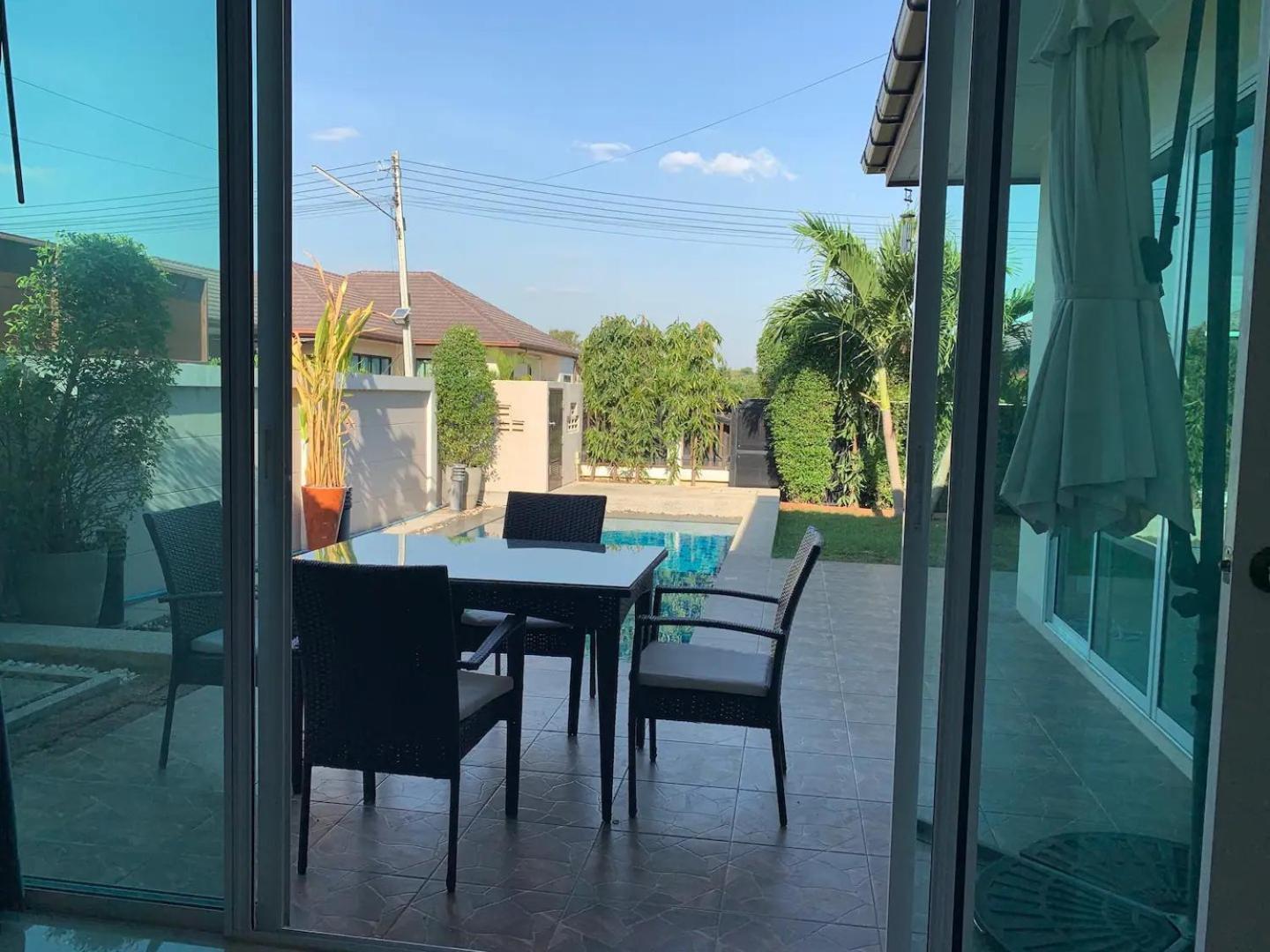 Luxury 3 Bed Pool Villa Ban Huai Yai
